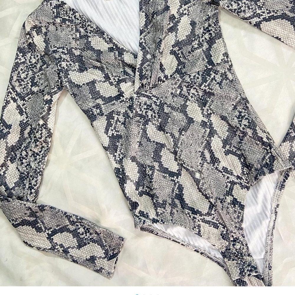 H&M Black and Gray Snakeskin Bodysuit